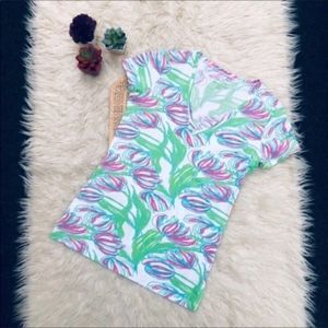 Lilly Pulitzer Michele V Neck Tee *SAMPLE*